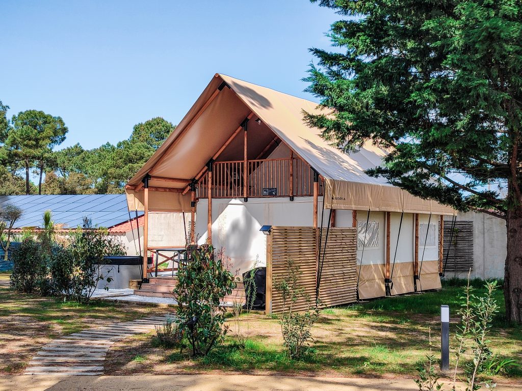 Hébergement insolite en Vendée : vivez une expérience nature au camping Bontempo La Yole