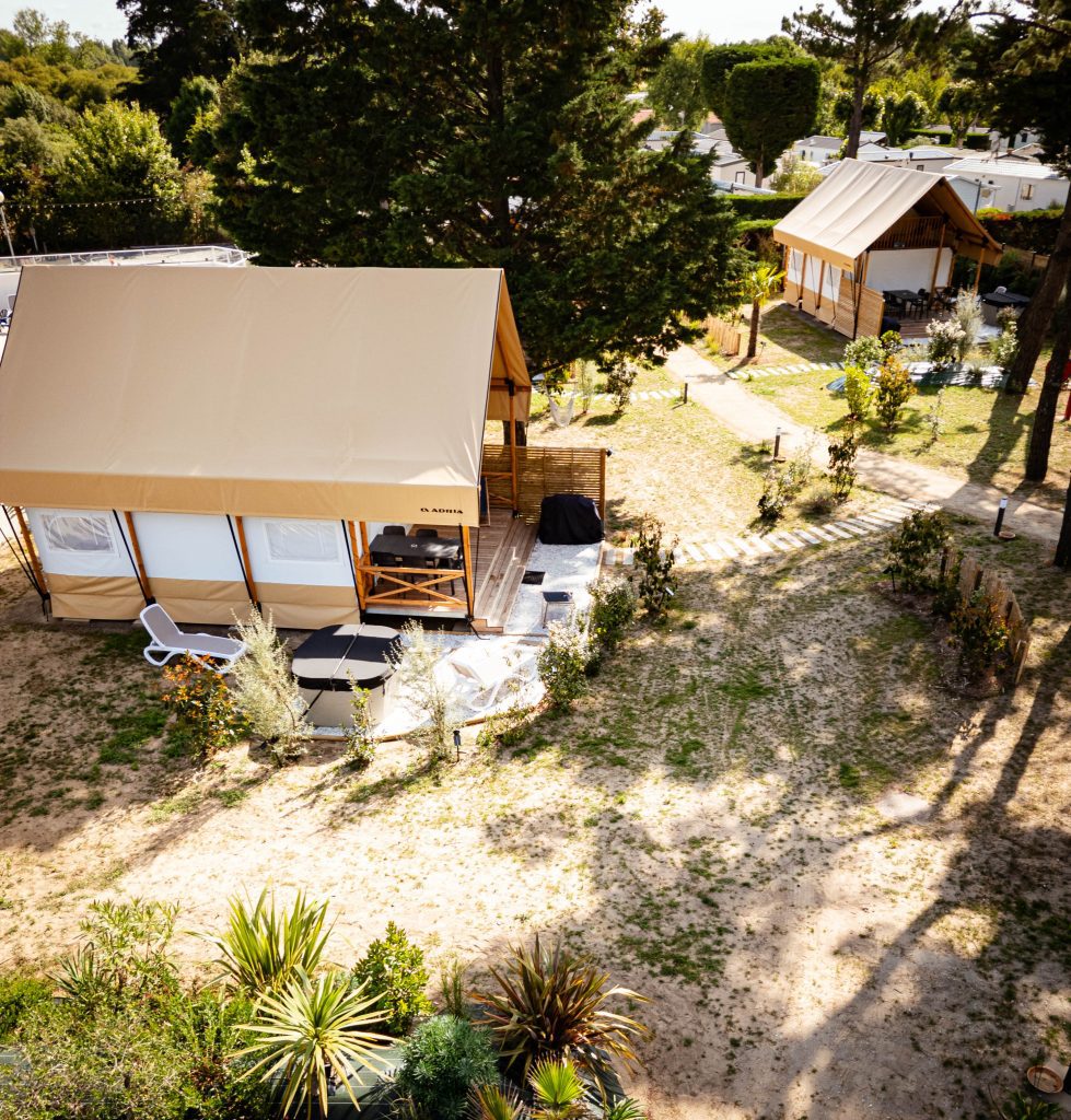 Lodge nature : vivre une expérience unique en famille dans un camping 4 étoiles en Vendée